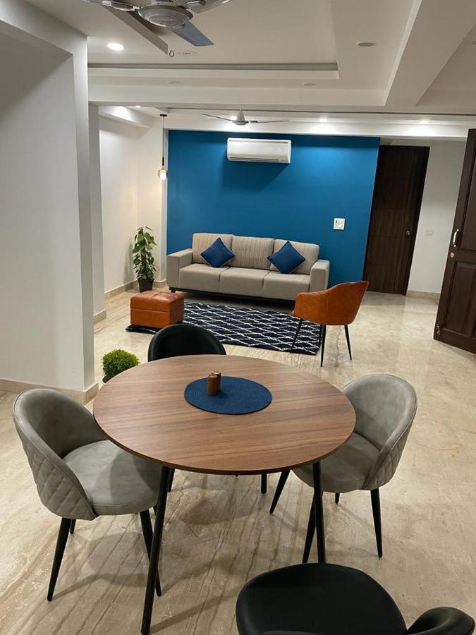 Flxho Uno - Serviced Apartment & Rooms - Golf Course Road Gurgaon Buitenkant foto